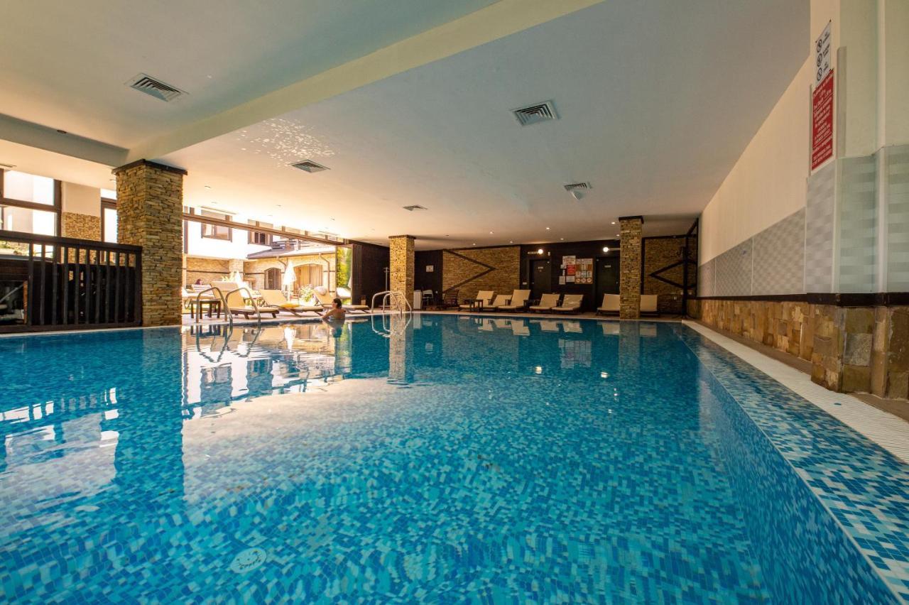 Hotel & Holidays - Free Parking 4*