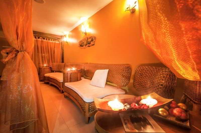 & Holidays - Free Parking Bansko